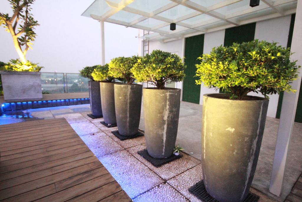 Harvia Suites Kebon Jeruk Jakarta Extérieur photo