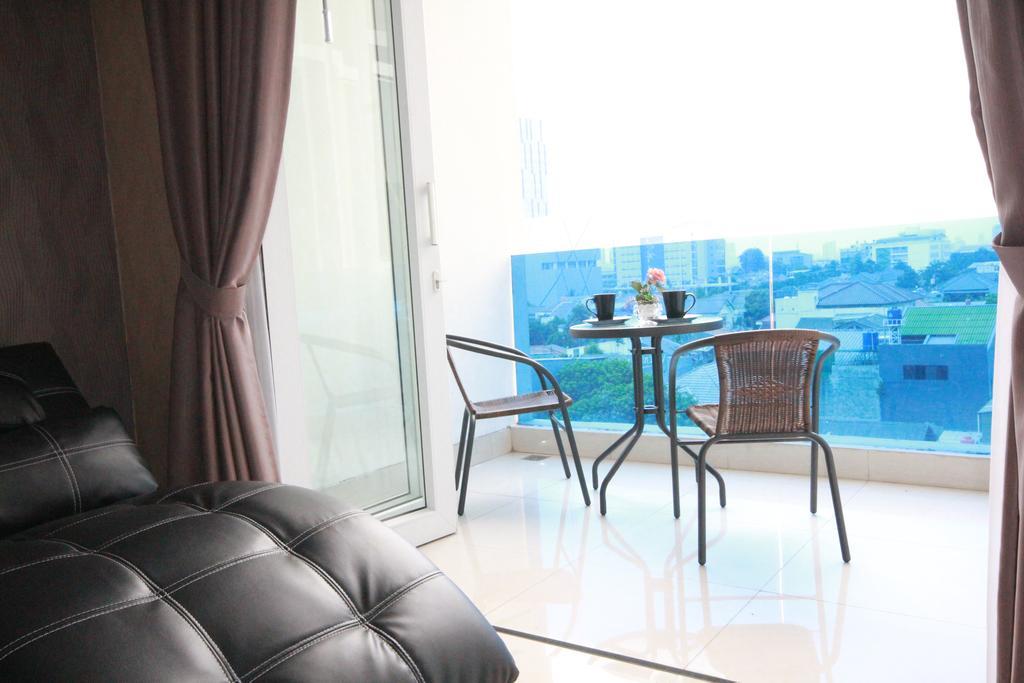 Harvia Suites Kebon Jeruk Jakarta Extérieur photo