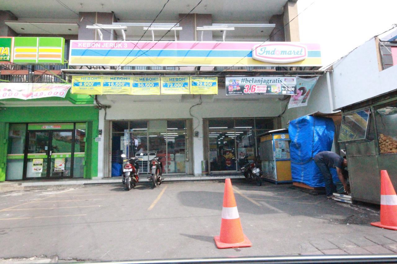 Harvia Suites Kebon Jeruk Jakarta Extérieur photo