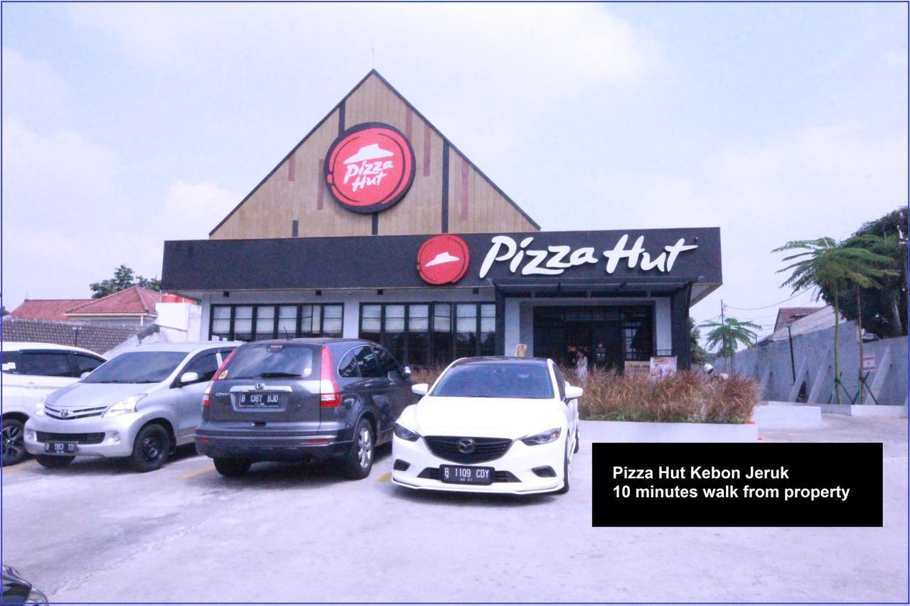 Harvia Suites Kebon Jeruk Jakarta Extérieur photo