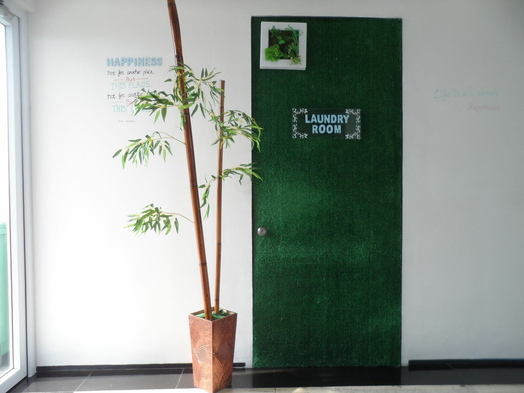 Harvia Suites Kebon Jeruk Jakarta Extérieur photo