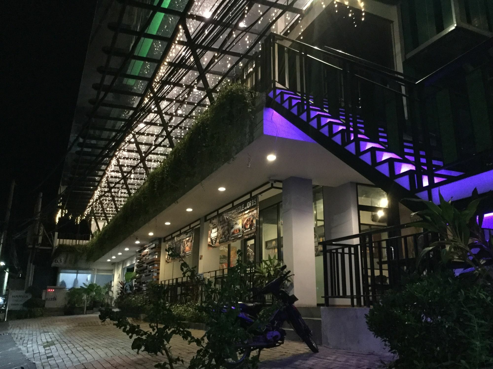 Harvia Suites Kebon Jeruk Jakarta Extérieur photo