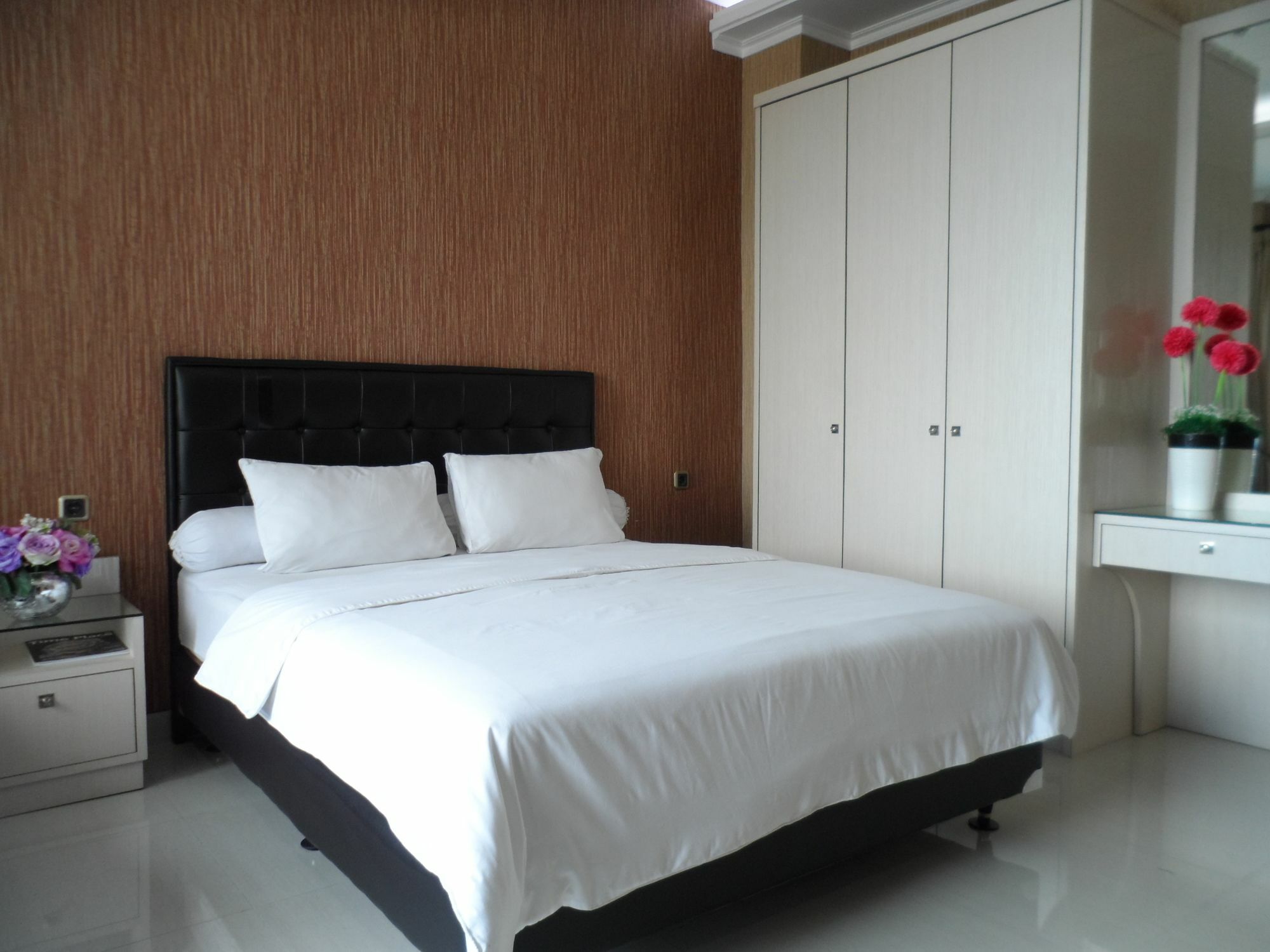 Harvia Suites Kebon Jeruk Jakarta Extérieur photo